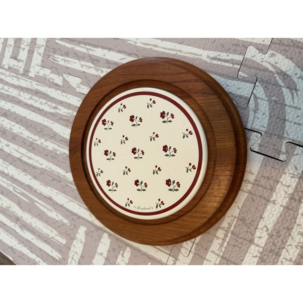 Goodwood Teak 9 Inch Floral Ceramic White Red Wood Cheese Tray